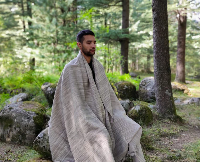 How Meditation Shawls Enhance Mindfulness